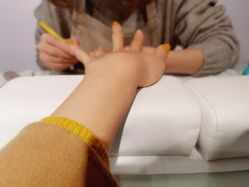 -Yolee雅妮容颜定制美睫·美甲