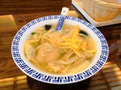 -笑来喜馄饨小笼工坊店(湖滨街店)