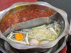 鸳鸯锅-储奇门鳝鱼火锅(总店)