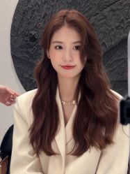 -东秀护肤造型