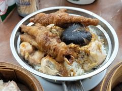 雞肉煲仔飯-香港蓮香樓(中環店)