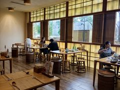 -蟹家大院 · 独揽江景(滨江店)