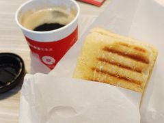 -必胜客(绿地新都会店)
