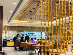 -乐忻皇朝(上海中心大厦店)