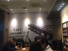 -星巴克(重庆火车北站北广场II店)