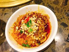 -沪小二炭火蛙锅(淮海中路美食不夜城店)