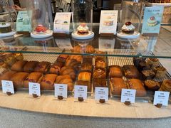 -VERIE BAKEHOUSE