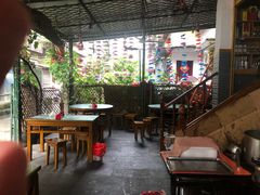 露天位-周肥肠(江油总店)