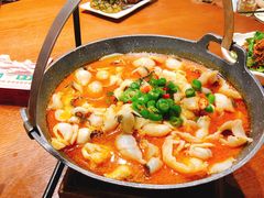 -老滇山寨•云南特色菜•地方菜•民族风情歌舞表演(金碧店)