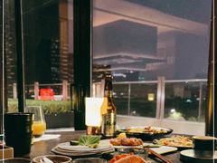 自助取餐区-丽思卡尔顿·炙焰·铁板烧餐厅
