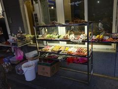 面包甜点陈列柜-非凡烧烤(历史博物馆店)
