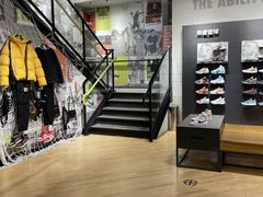 -NIKE品牌体验店(北京蓝色港湾店)