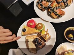 -唐拉雅秀酒店-西锦汇空中BBQ·思创餐厅