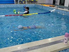 -乐悠游亲子游泳俱乐部