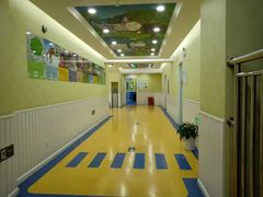 -LILY英语思维馆(玉泉路店)