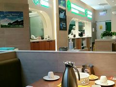 大堂-胡氏大盘鸡新疆菜(石岗店)