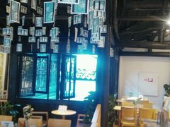 -猫的天空之城概念书店(杭州南宋御街店)