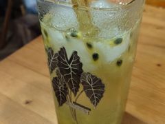 -Rabbit Cafe私房西餐甜点咖啡(栖霞路店)