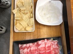 -云中鱼蒸汽石锅鱼(川沙百联店)