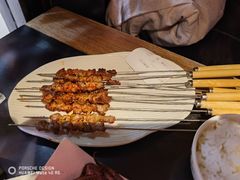 -夯鱼烤鱼·尔滨地标美食(中央商场店)