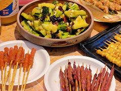 -老街烧烤大排档·地道湖北菜·龙虾馆(汉口火车站店)
