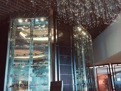 -上海滴水湖皇冠假日酒店