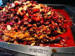 -江边城外烤全鱼(世茂广场店)