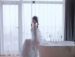 -莫小姐婚纱