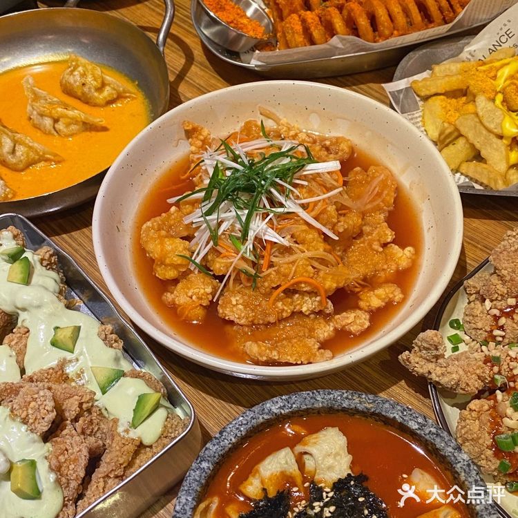 重庆📍会一直去吃的平价韩食馆‼️好吃又好拍