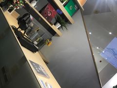 -Sony Store 索尼(上海淮海中路店)