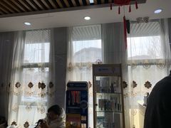 -茂菊口腔连锁(浦东南路店)