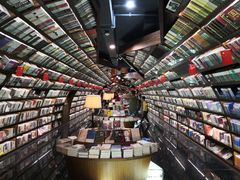 -钟书阁(珍园店)
