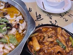 -何哥鲜鱼餐厅(龙湖花园店)