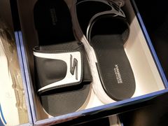 -SKECHERS 斯凯奇(上海国际时尚中心店)