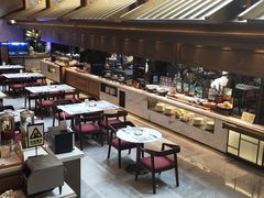 -舜耕山庄四时万和自助餐厅