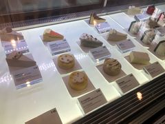 -Fridi Patisserie Cafe