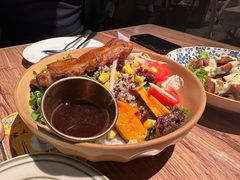 -玛格萝妮(汇智国际商业中心店)