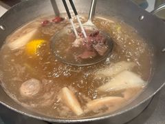 -左庭右院鲜牛肉火锅(金山万达店)