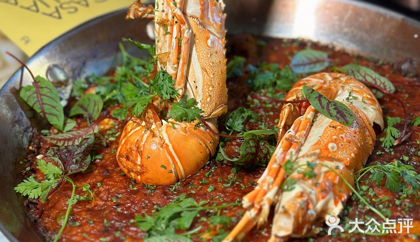情侣约会，闺蜜欢聚，这家店开在芳草地的店，绝不让你失望～