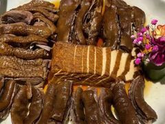 卤水狮头鹅三拼-尚一汤·粤菜海鲜(环球港店)