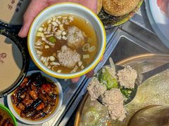 -洞庭洲·防空洞火锅·铜锅涮肉·烧烤(新百广场店)