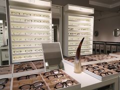 -目艮眼镜SHOWROOM(品牌集合店)
