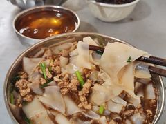 -正宗杨记普洱酸醋米线(总店)