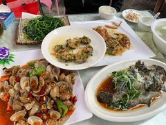 -范饭椰林川湘味海鲜·椰子鸡(三亚湾椰梦长廊店)