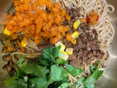 -匠本米所·炸酱米线·潮汕小食(万象食家店)