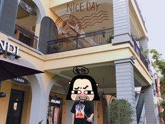 -首创奥特莱斯(西安店)