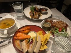 -Jungle Nat 高空餐厅