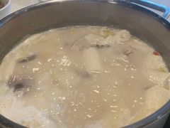 -煲王粤菜餐厅(中侨中心店)