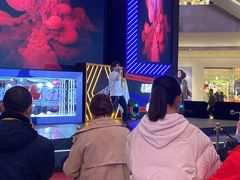 -宝龙城(杭州滨江店)