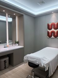 -PE SALON